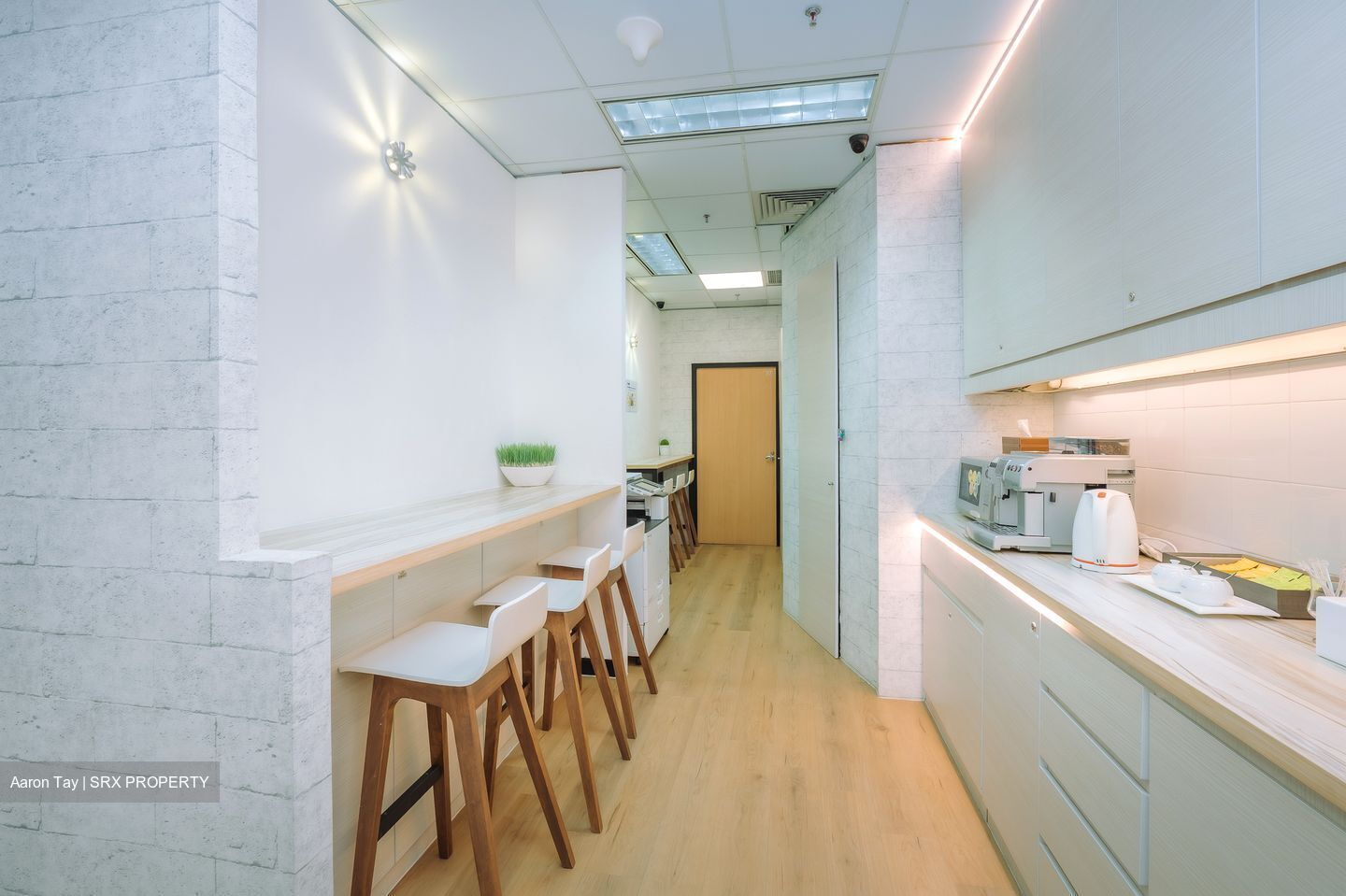 Suntec City (D1), Office #552876351